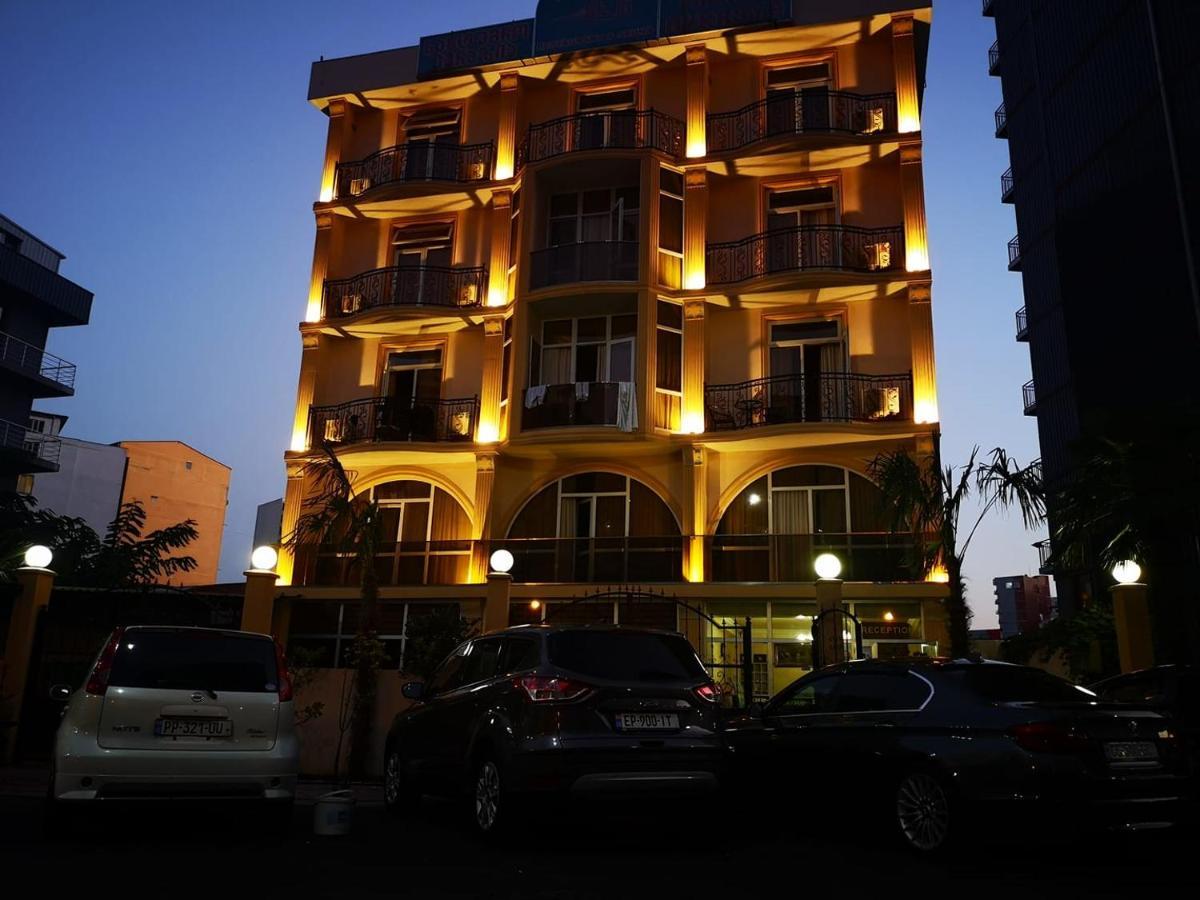 Hotel Eurasia Batumi Eksteriør billede